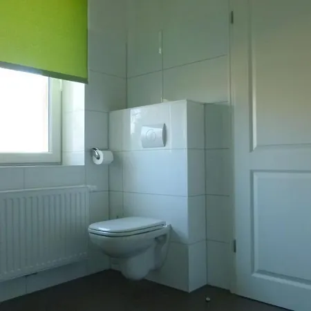 In The House Dreischlaefer Dreschvitz